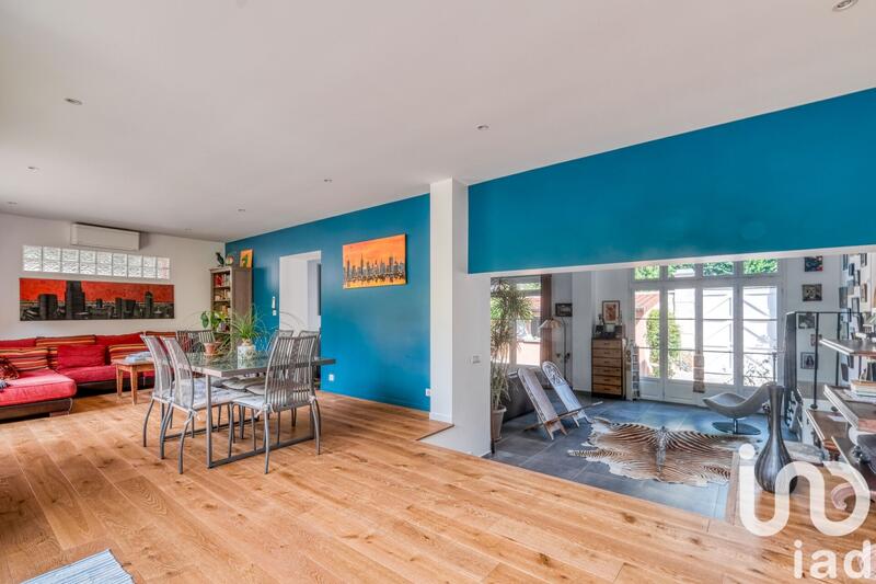 Maison - 177 m² - 7 pièces