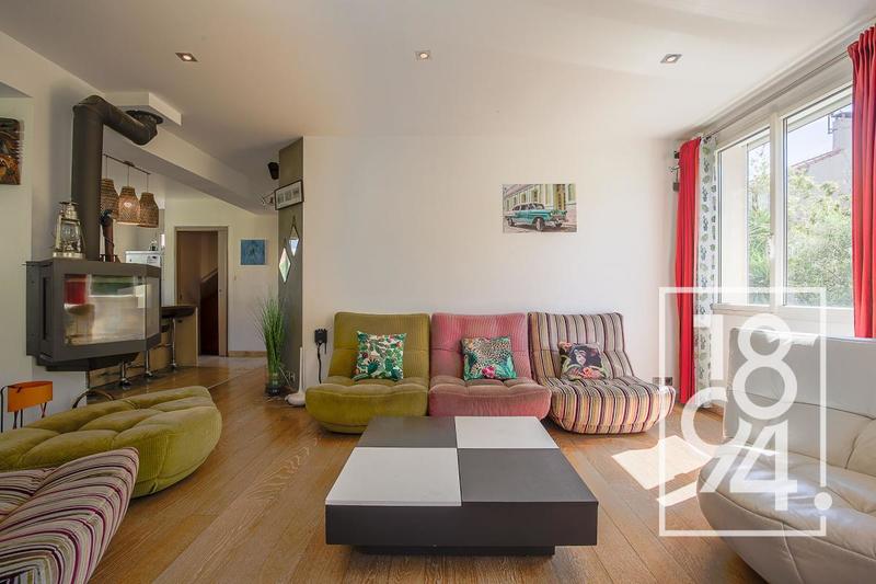 Villa - 223 m² - 5 pièces