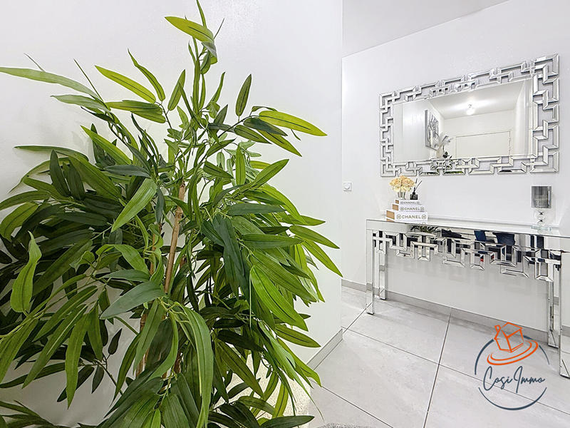 Appartement - 81 m² - 4 pièces