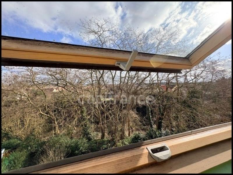 Maison - 137 m² - 7 pièces