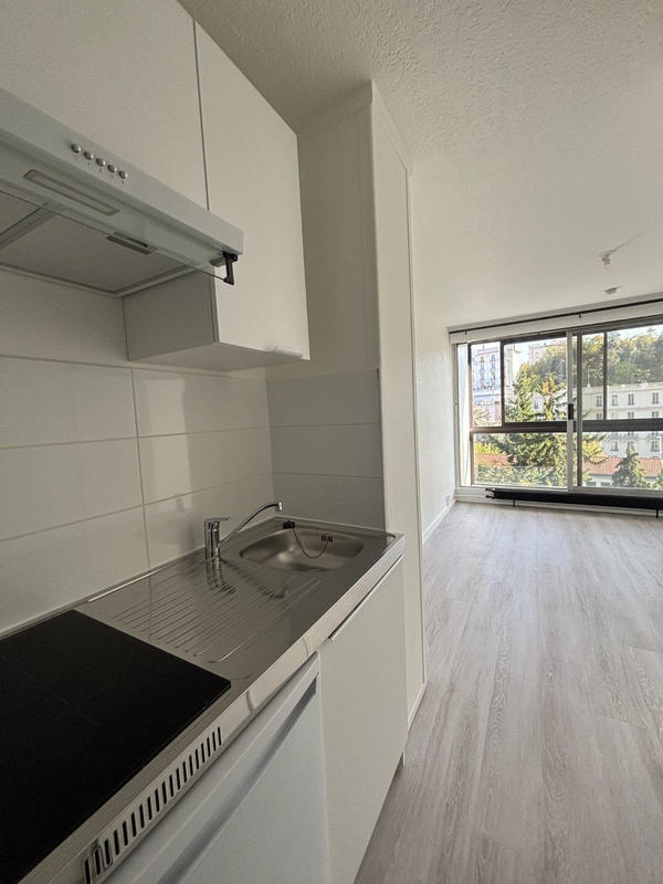Appartement - 18 m² - 1 pièce