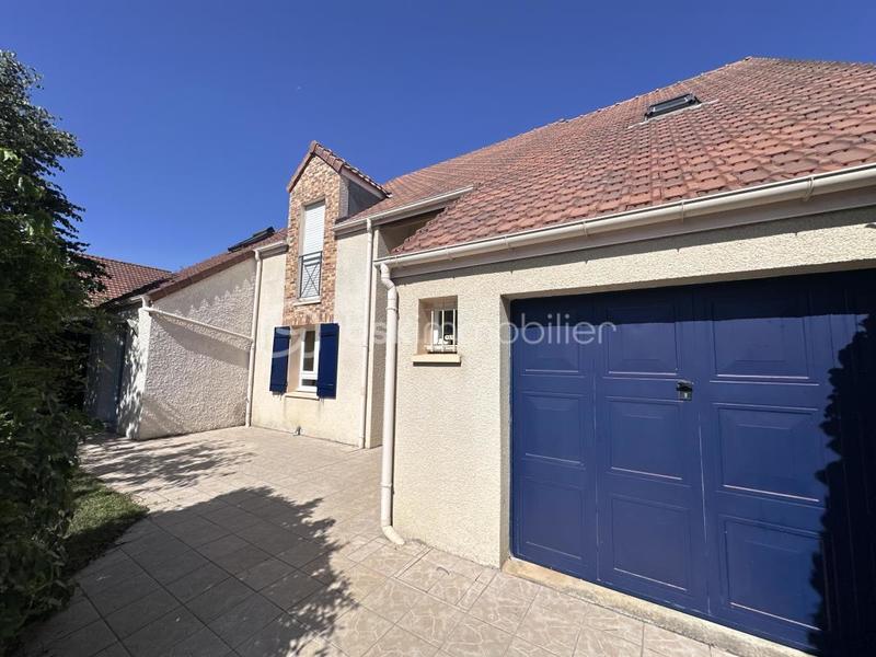 Maison - 156 m² - 7 pièces