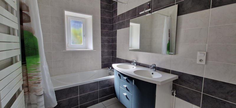 Appartement - 137 m² - 4 pièces