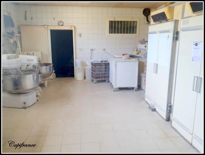 Fonds de commerce - 330 m²