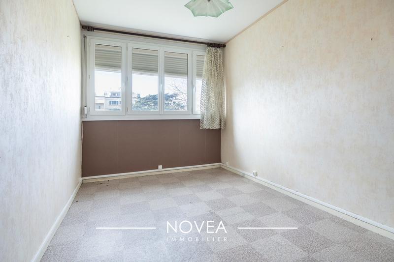 Appartement - 81 m² - 5 pièces