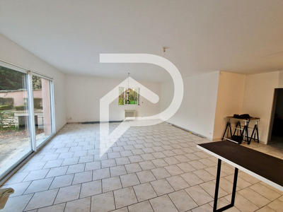 Appartement - 106 m² - 4 pièces