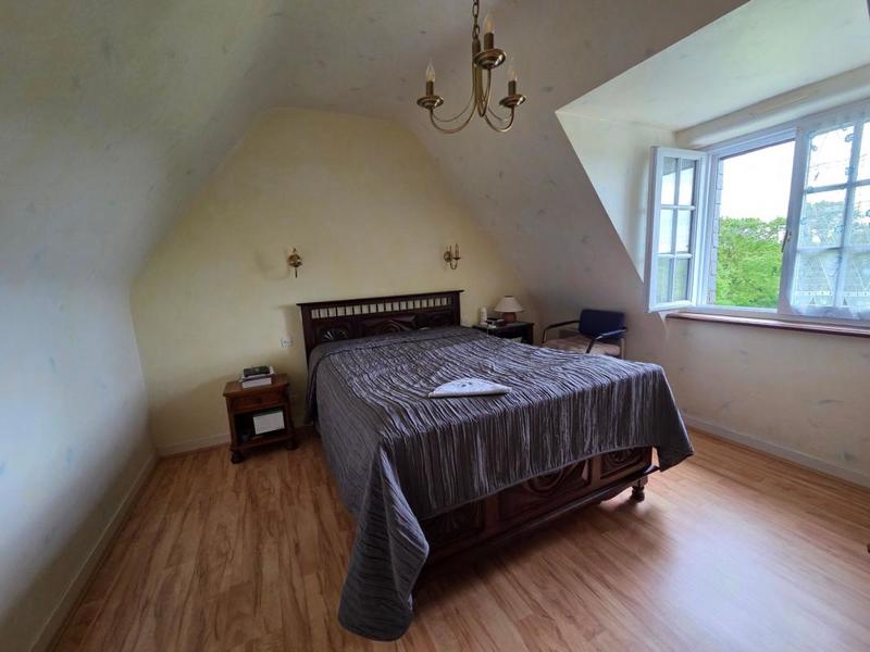 Maison - 100 m² - 6 pièces