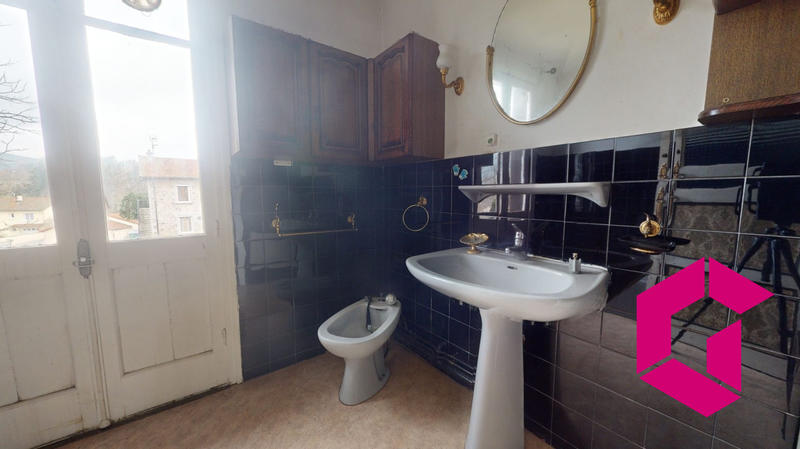 Maison - 140 m² - 5 pièces