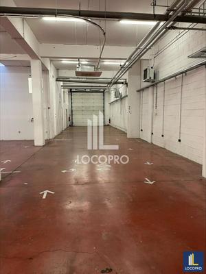 Local d'activité / Entrepôt - 392 m²