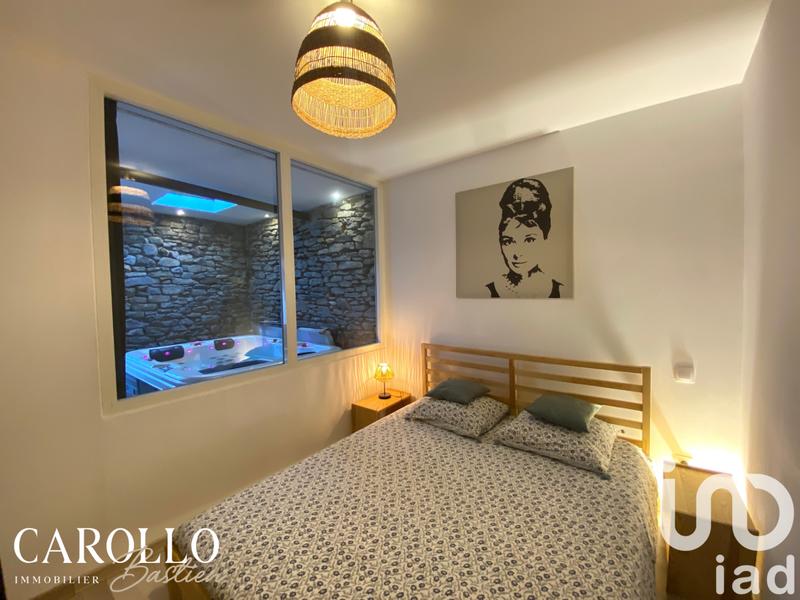 Maison - 310 m² - 10 pièces