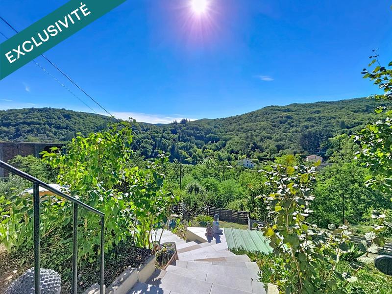 Maison - 230 m² - 10 pièces