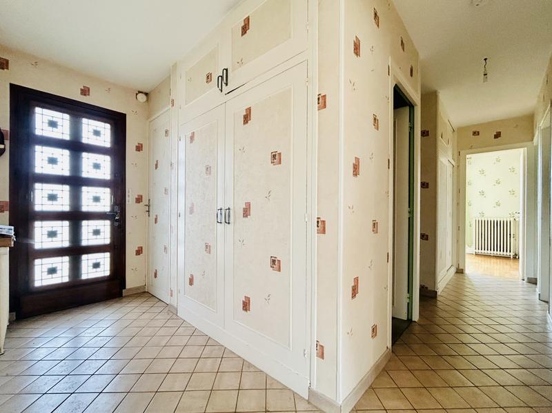 Maison traditionnelle - 138 m² - 6 pièces