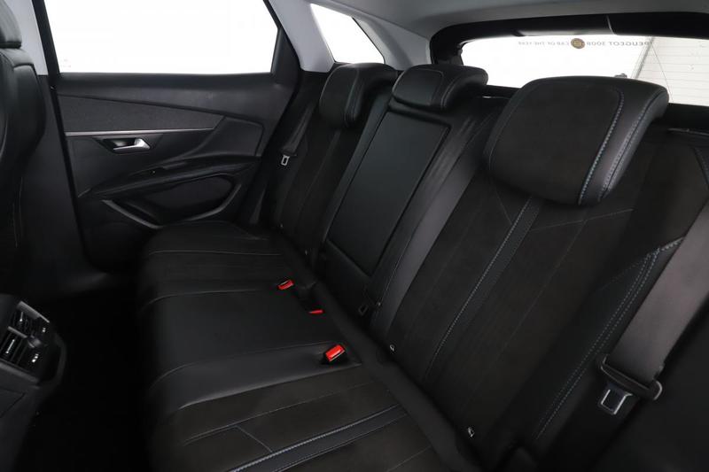 Peugeot 3008 1.2 PureTech Crossway 130 ch