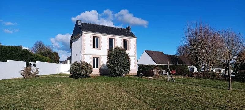 Maison - 110 m² - 6 pièces