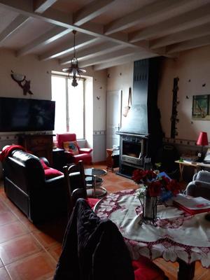 Maison - 260 m² - 10 pièces