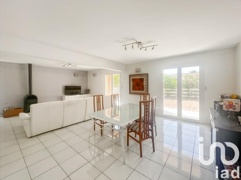 Maison - 176 m² - 8 pièces