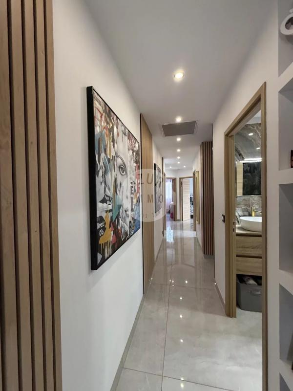 Villa - 160 m² - 6 pièces