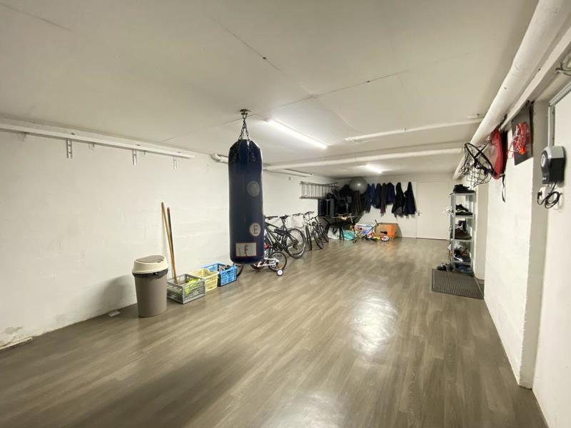 Pavillon - 170 m² - 7 pièces