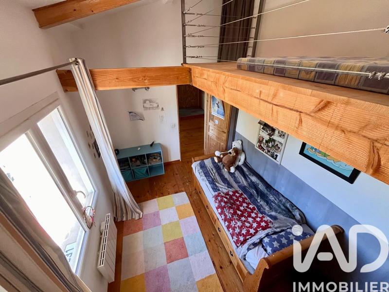 Maison - 169 m² - 9 pièces