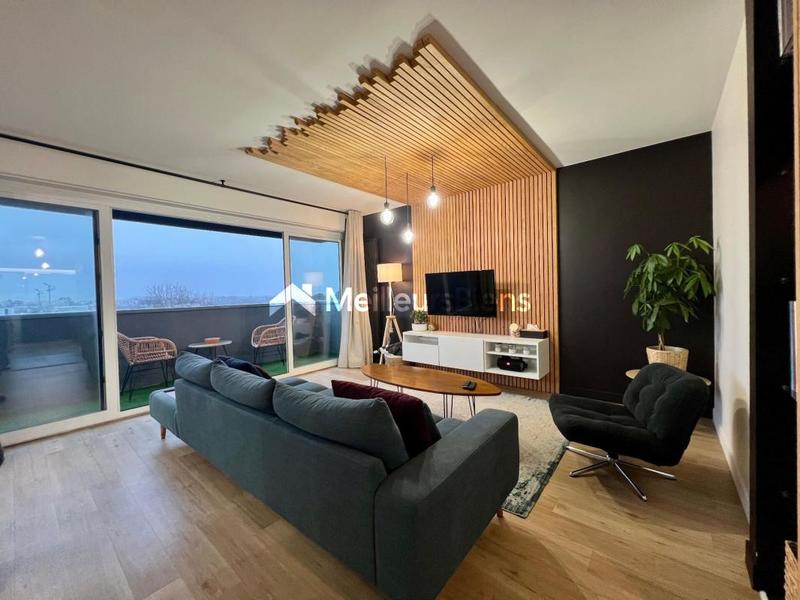 Appartement - 84 m² - 5 pièces