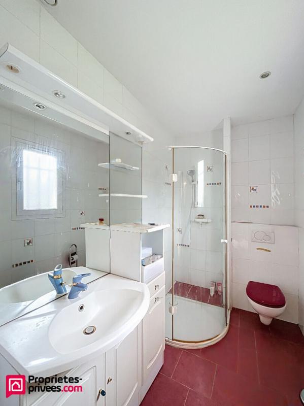 Villa - 220 m² - 7 pièces