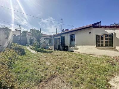 Maison - 77 m² - 4 pièces