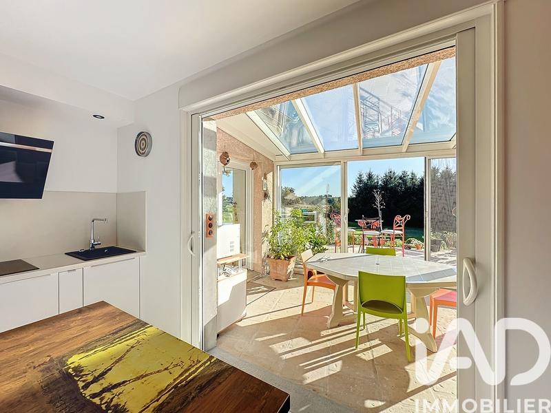 Maison de maîtres - 303 m² - 13 pièces