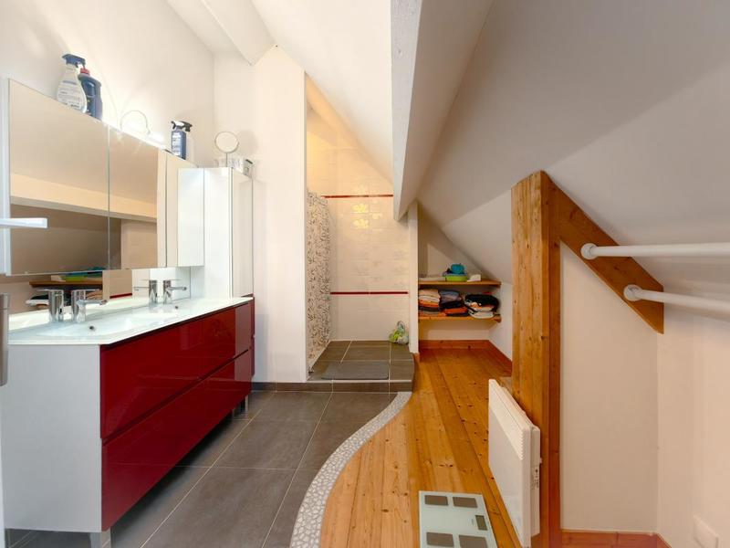 Pavillon - 177 m² - 8 pièces