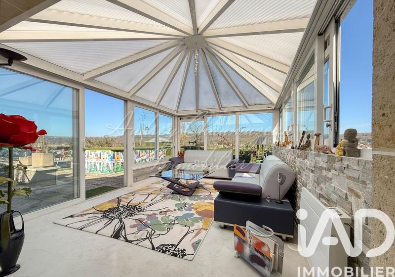 Appartement - 95 m² - 4 pièces