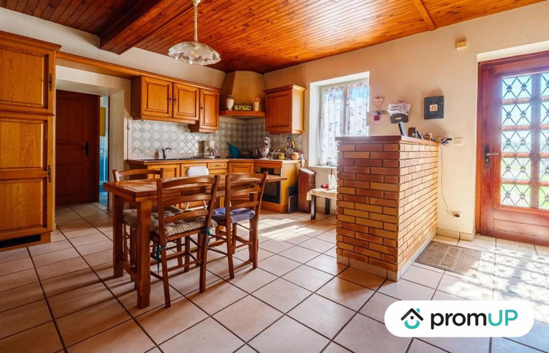 Maison - 110 m² - 4 pièces