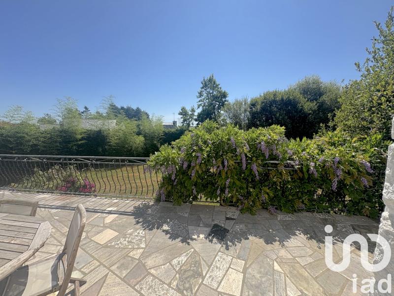 Maison - 195 m² - 8 pièces