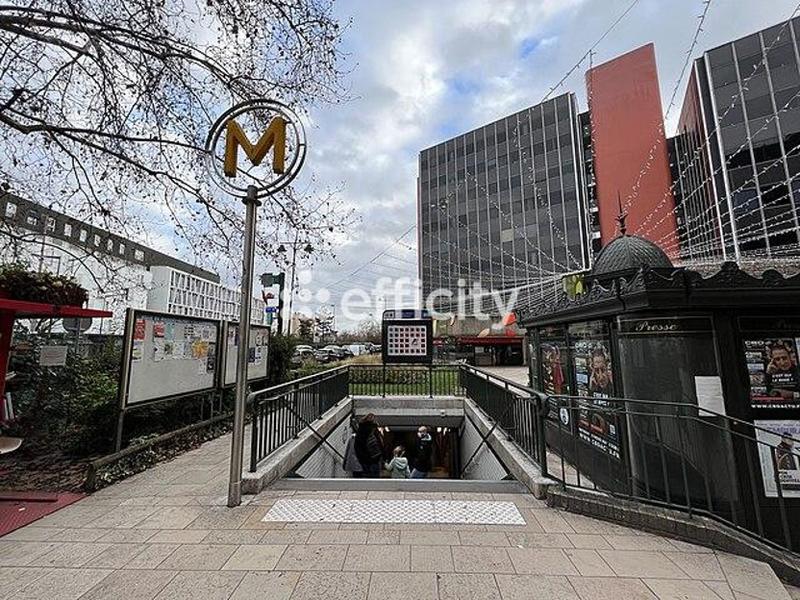 Appartement - 90 m² - 4 pièces