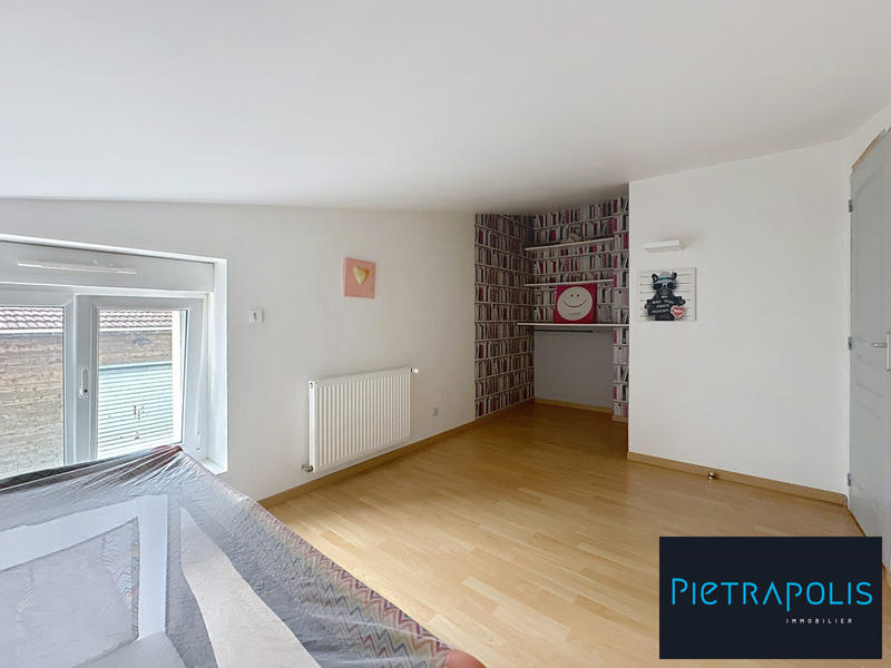 Maison - 380 m² - 6 pièces