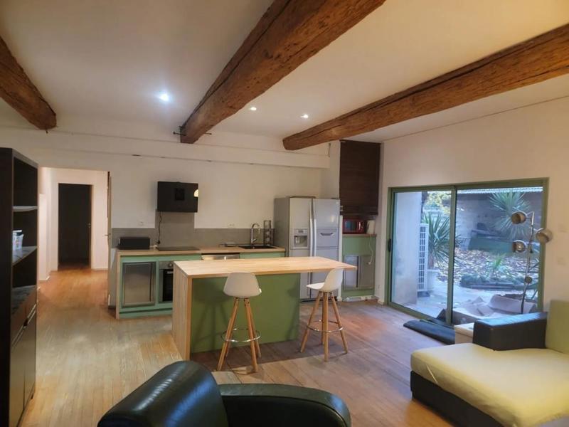 Appartement - 135 m² - 6 pièces