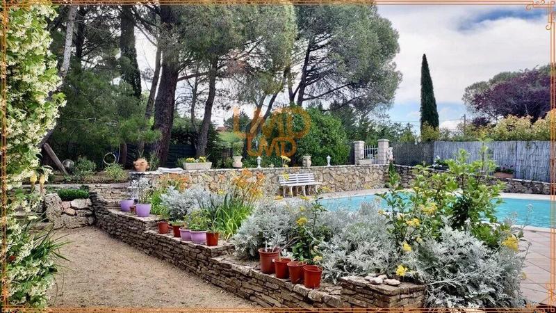 Villa - 176 m² - 7 pièces