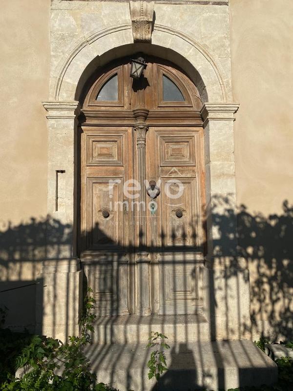 Appartement - 111 m² - 4 pièces