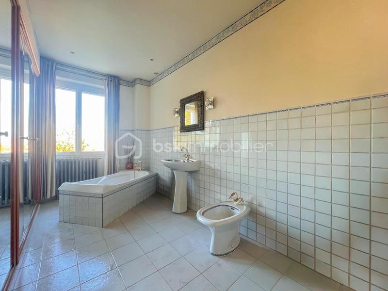 Maison - 141 m² - 6 pièces