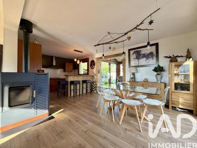 Maison - 147 m² - 6 pièces