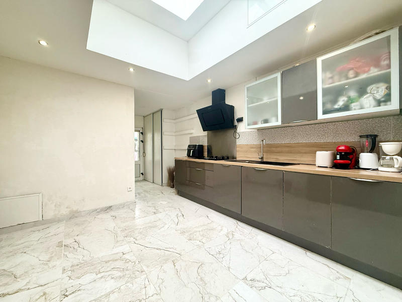 Maison - 89 m² - 5 pièces