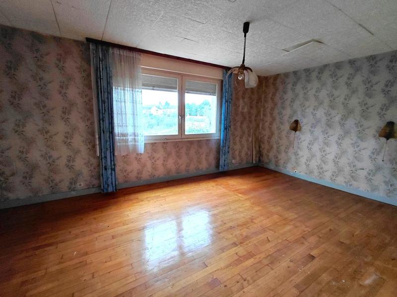 Maison - 102 m² - 4 pièces