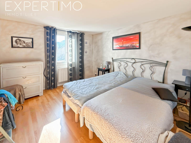 Maison - 104 m² - 5 pièces