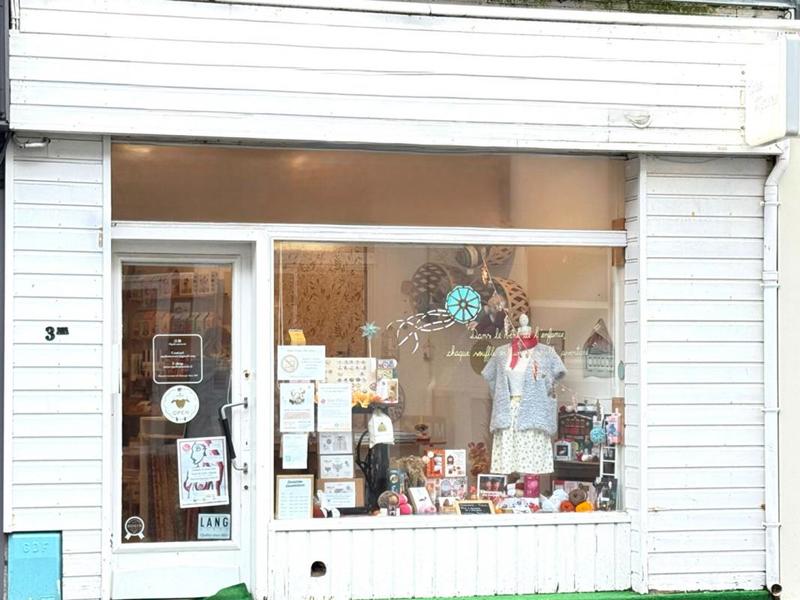 Local commercial - 77 m² - 3 pièces