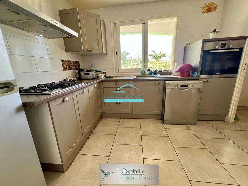 Maison - 182 m² - 8 pièces