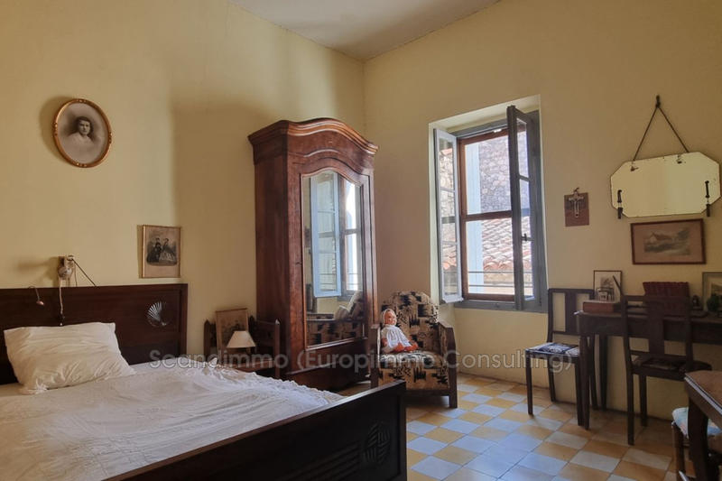 Maison - 142 m² - 7 pièces