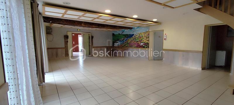 Maison - 182 m² - 6 pièces