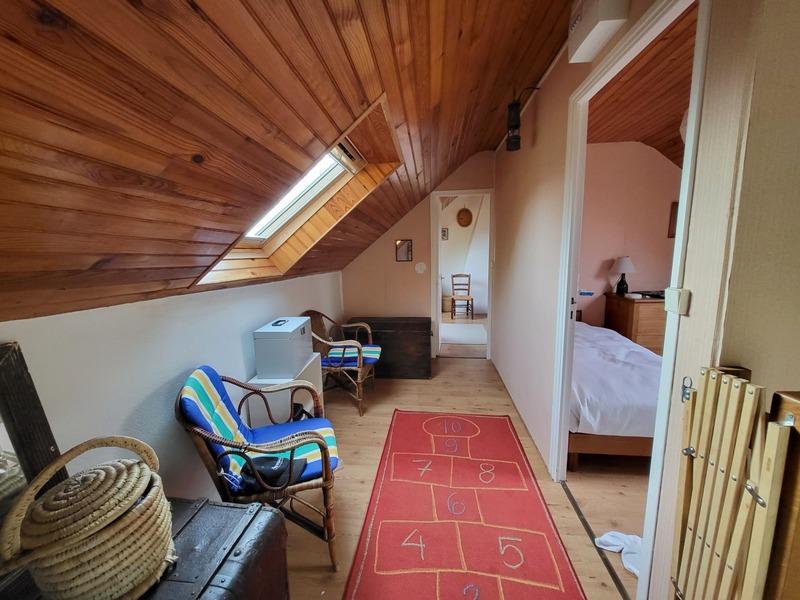 Maison - 170 m² - 12 pièces