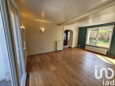 Maison - 97 m² - 4 pièces