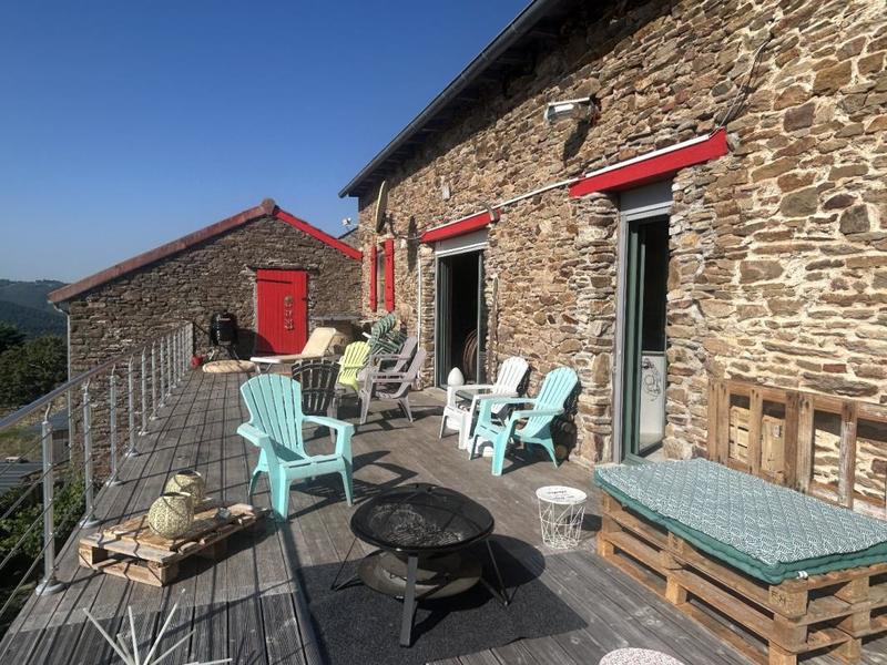 Maison - 194 m² - 3 pièces