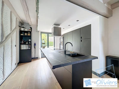 Appartement - 85 m² - 3 pièces