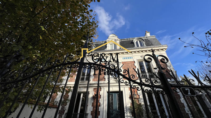 Maison - 125 m² - 8 pièces